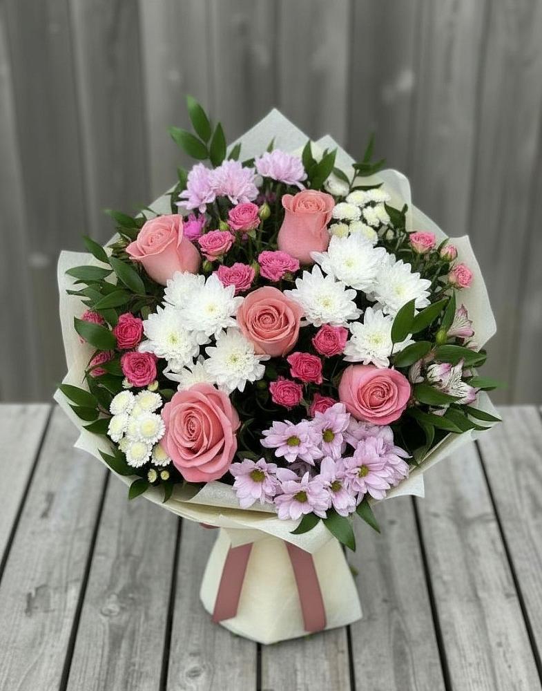 Букет цветов из: Альстромерии, Гвоздики, Розы и Хризантемы в Козино