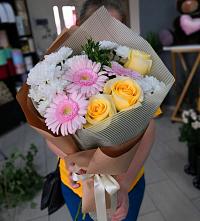 Букет цветов из:  Герберы, Розы и Хризантемы в Козино