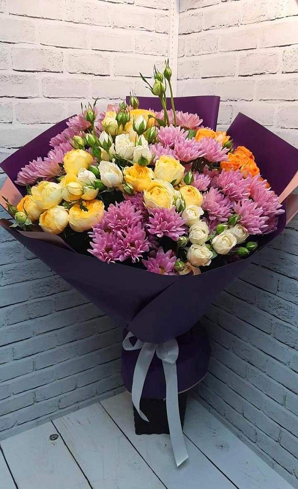 Букет цветов из: Хризантемы и Розы в Козино