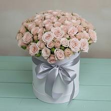 Цветочная композиция из Розы в шляпной коробке в Козино