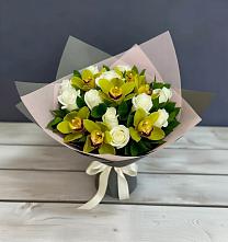 Букет цветов из:  Орхидеи и Розы в Козино