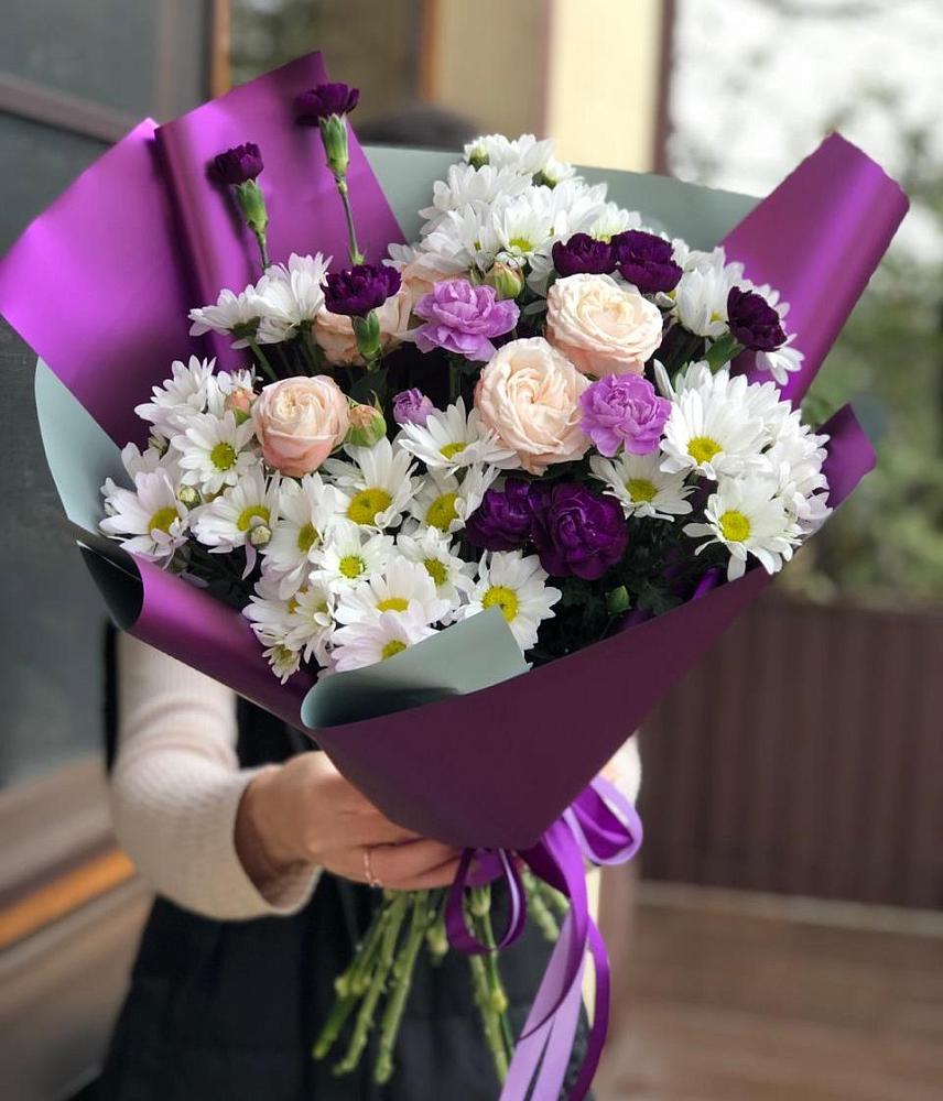 Букет цветов из: Хризантемы, Гвоздики и Розы в Козино