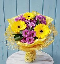 Букет цветов из:  Хризантемы и Герберы в Козино