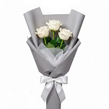 Букет 3 белые розы в Козино
