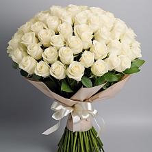 Букет 101 беля роза Белоснежка в Козино