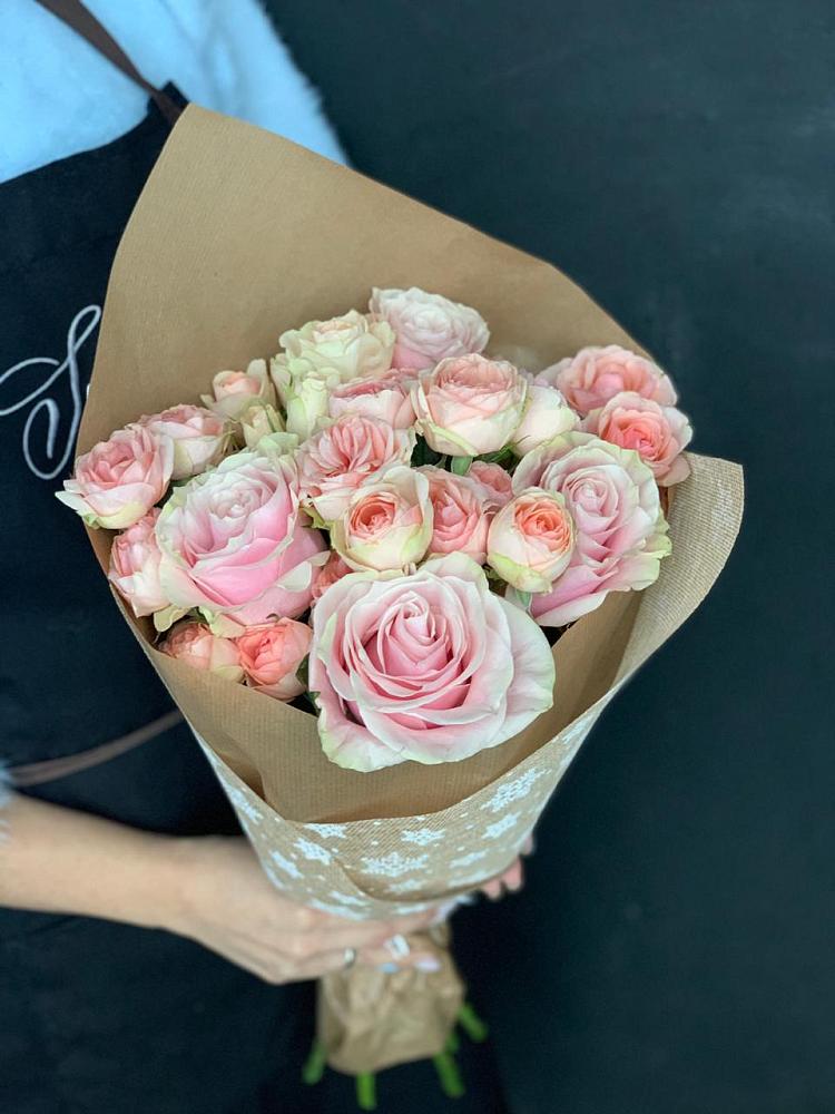 Букет цветов из: Хризантемы и Розы в Козино