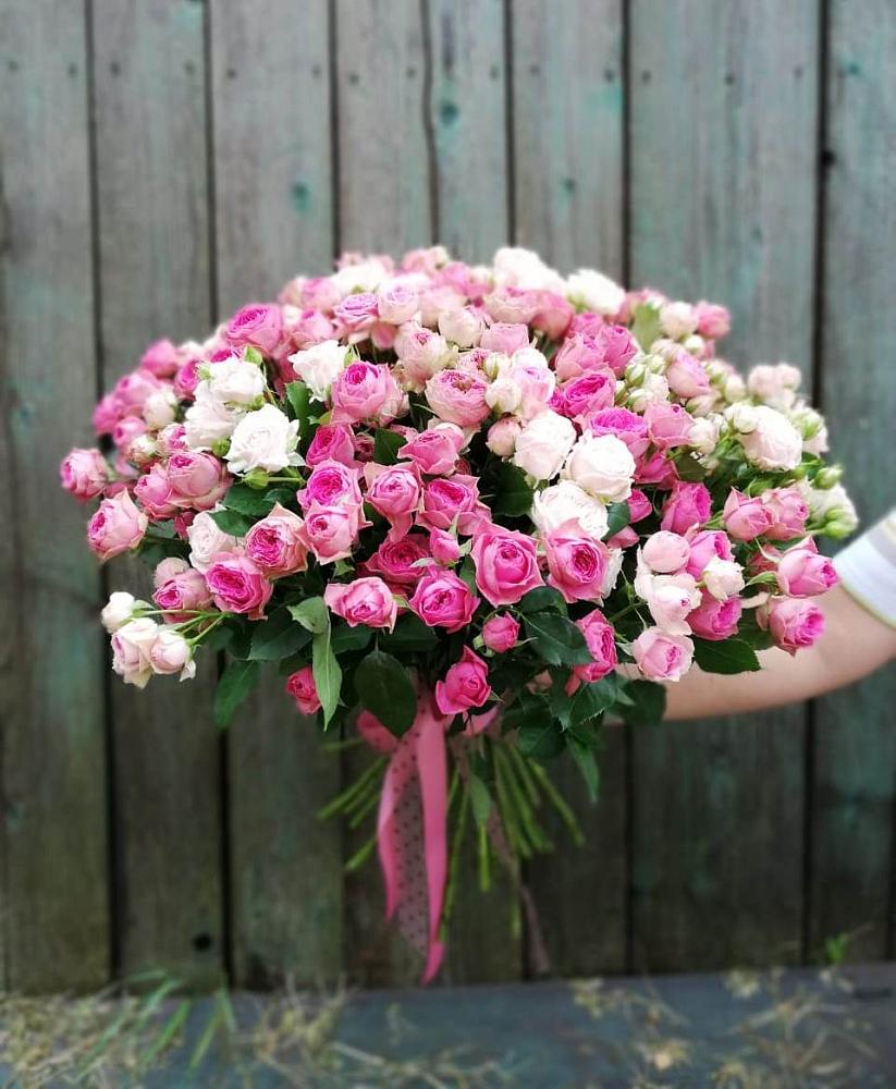 Букет Розовые кустовые розы Натали и Лав Лидия в Козино