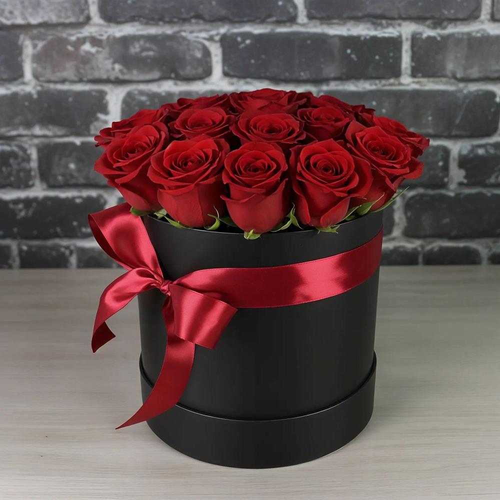 Цветочная композиция из Розы в шляпной коробке в Козино