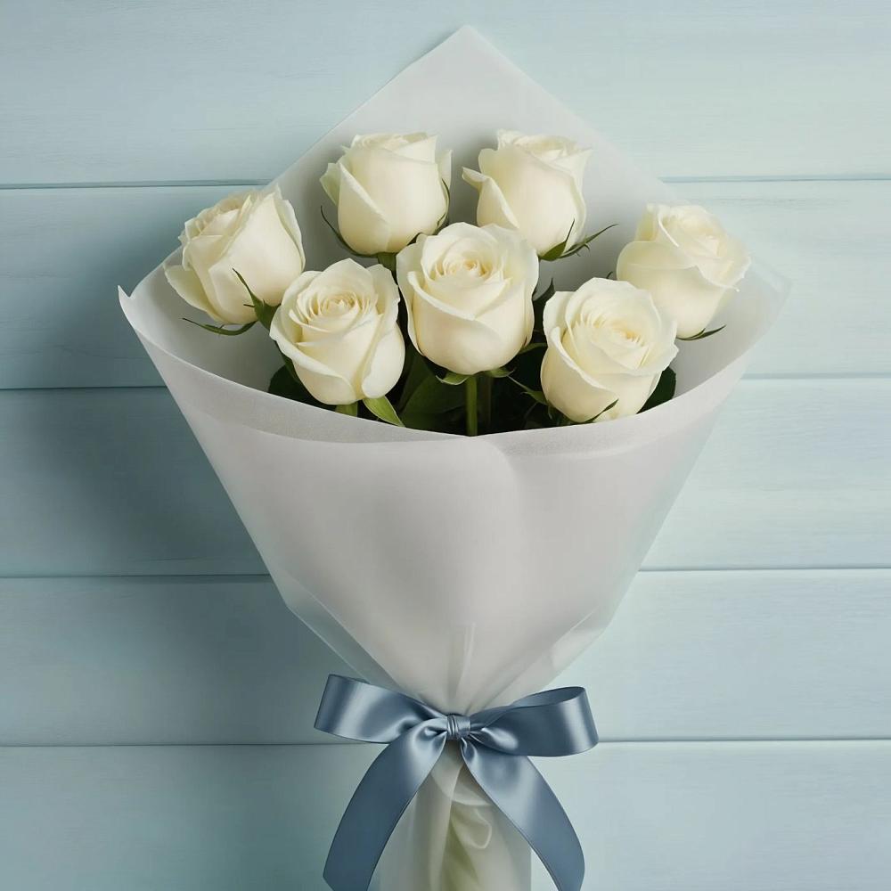 Букет 7 Белых роз Эдлесс Лав в Козино