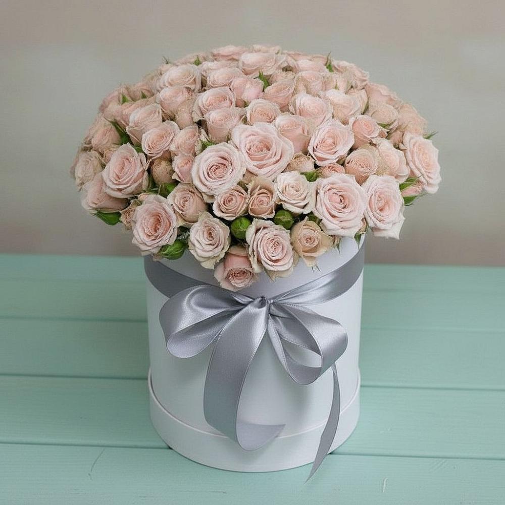 Цветочная композиция из Розы в шляпной коробке в Козино