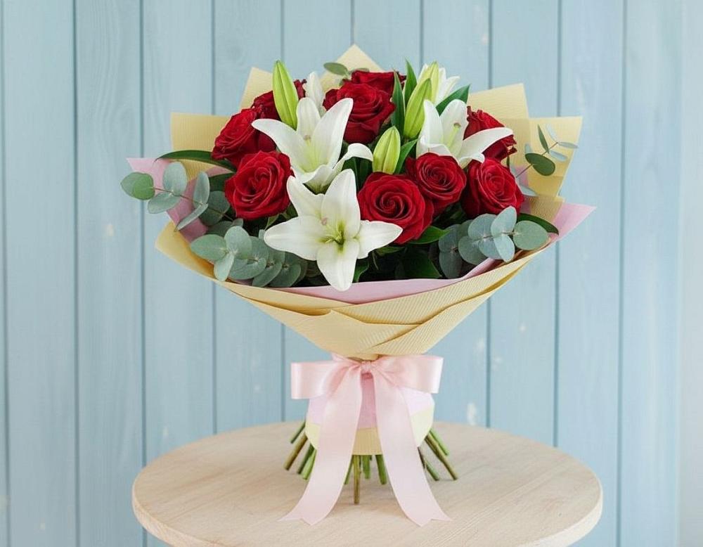 Букет цветов из: Лилии и Розы в Козино